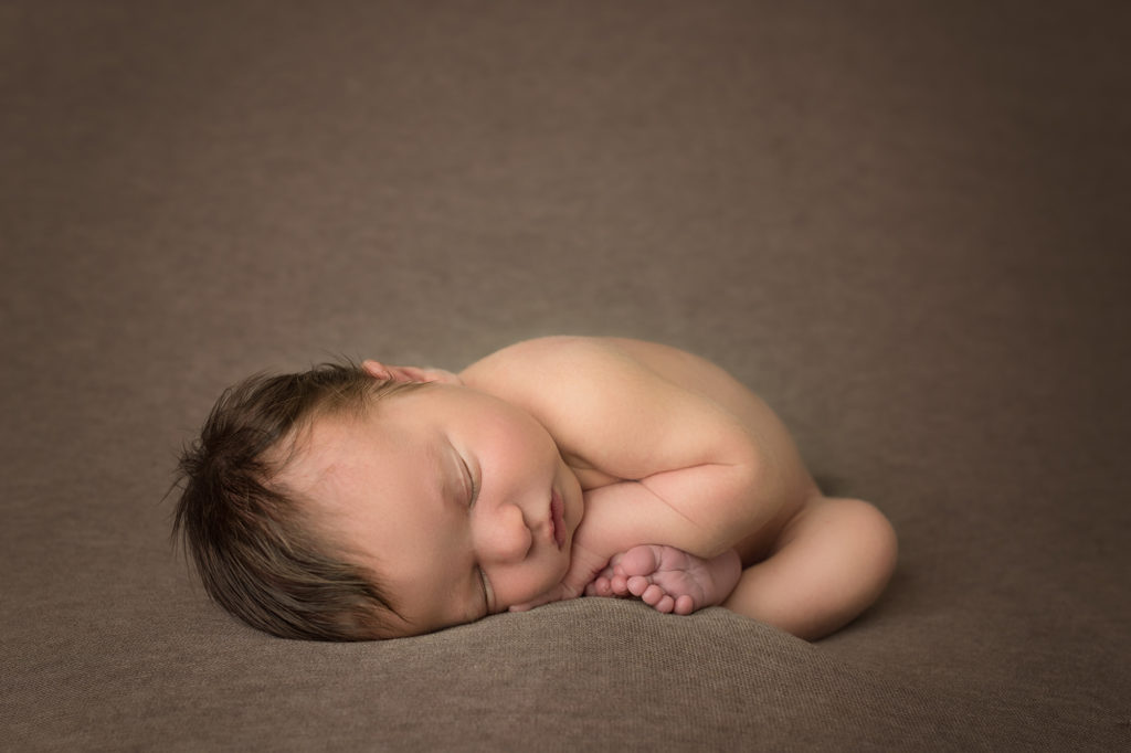 Newborn Photographers Raleigh | Sally Salerno Photography | www.sallysalernophotography.com
