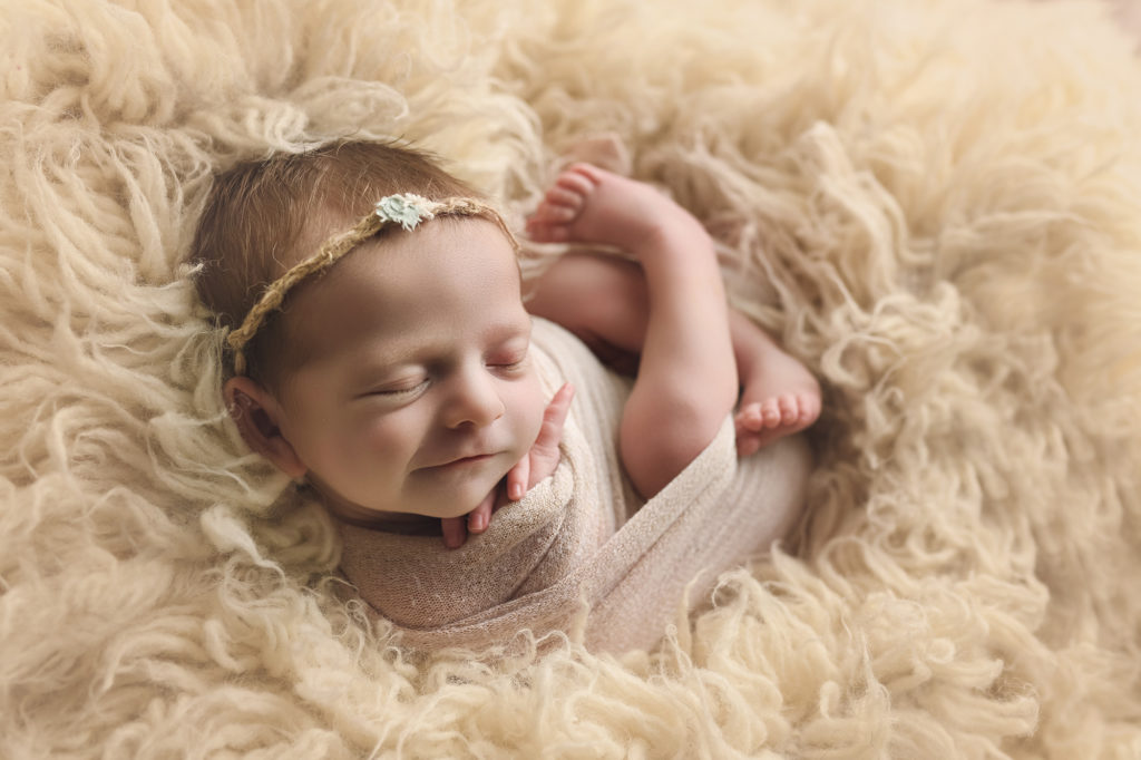 baby girl on white fur - sally salerno photography 03