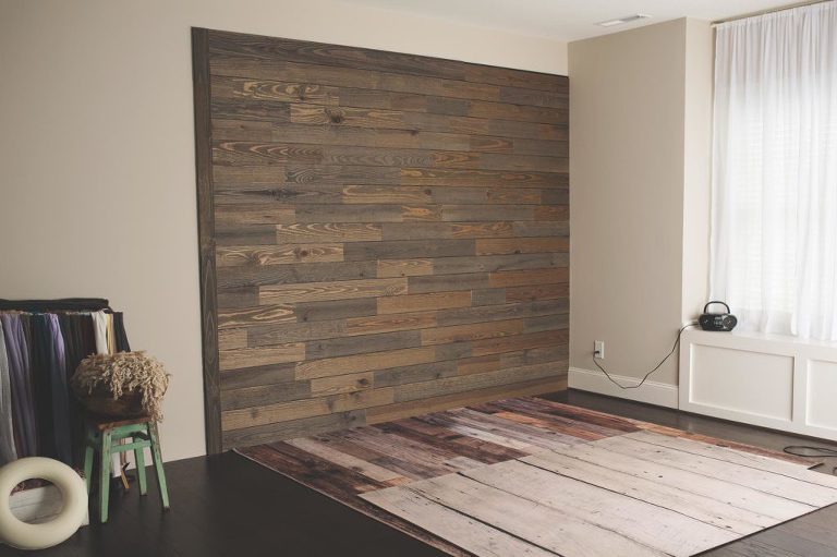 photo studio with wooden wall